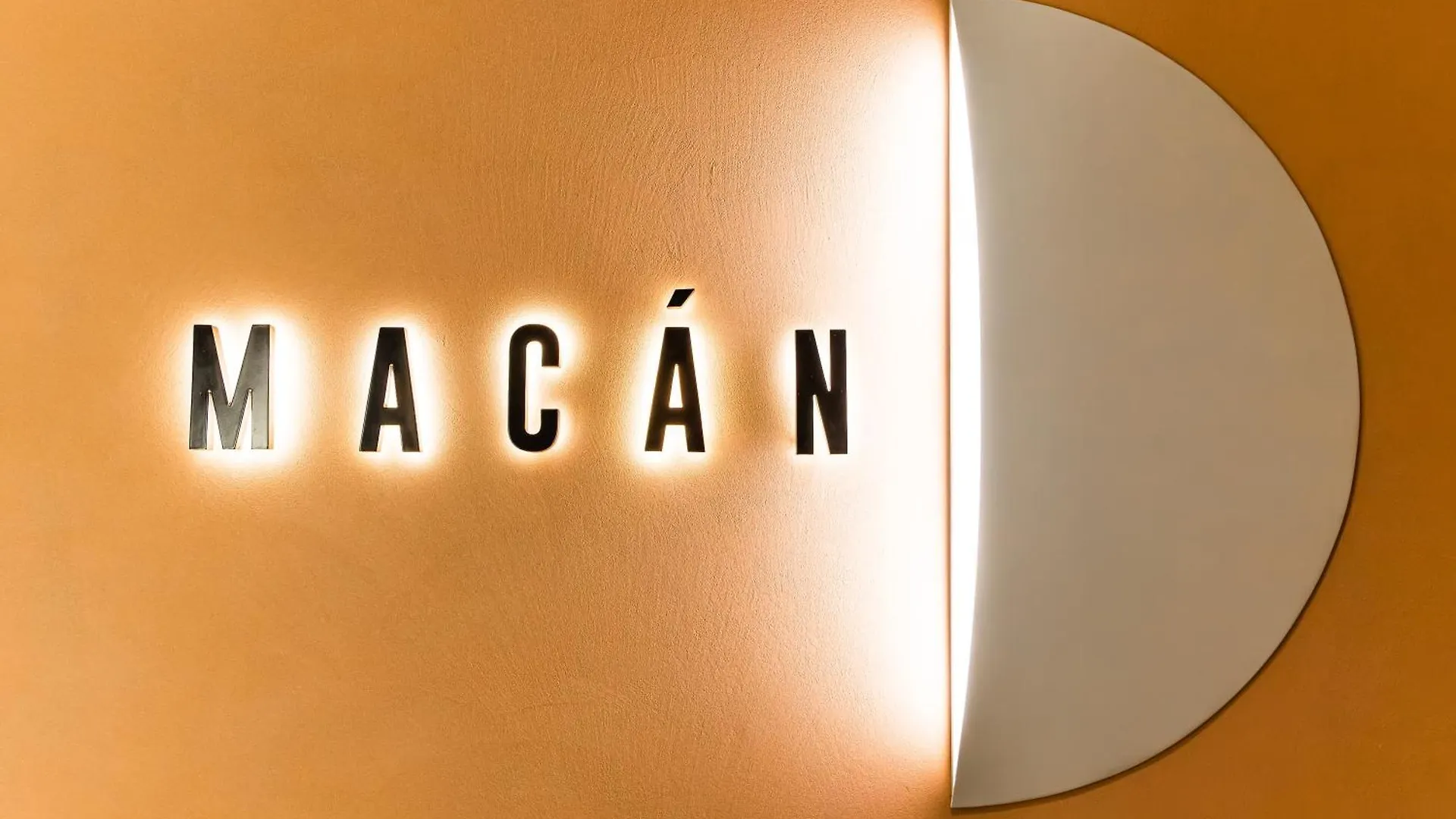 Macan Apartament Double Suite Bologna